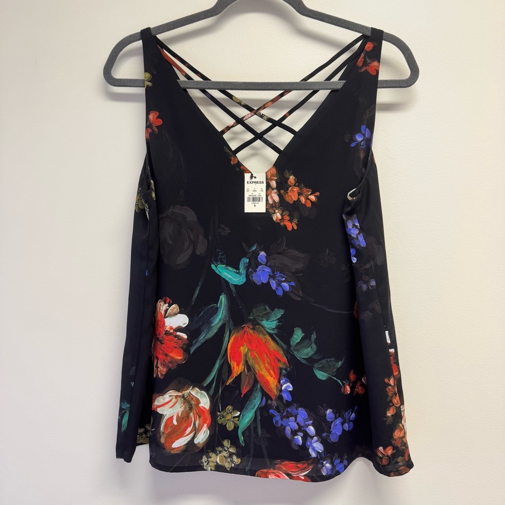 Express Black Floral Crisscross Strappy Tank NWT Size M